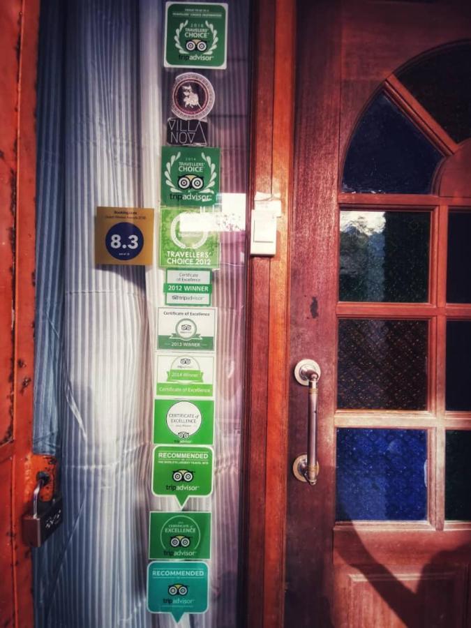 Treehouse Hostel كوشنج المظهر الخارجي الصورة
