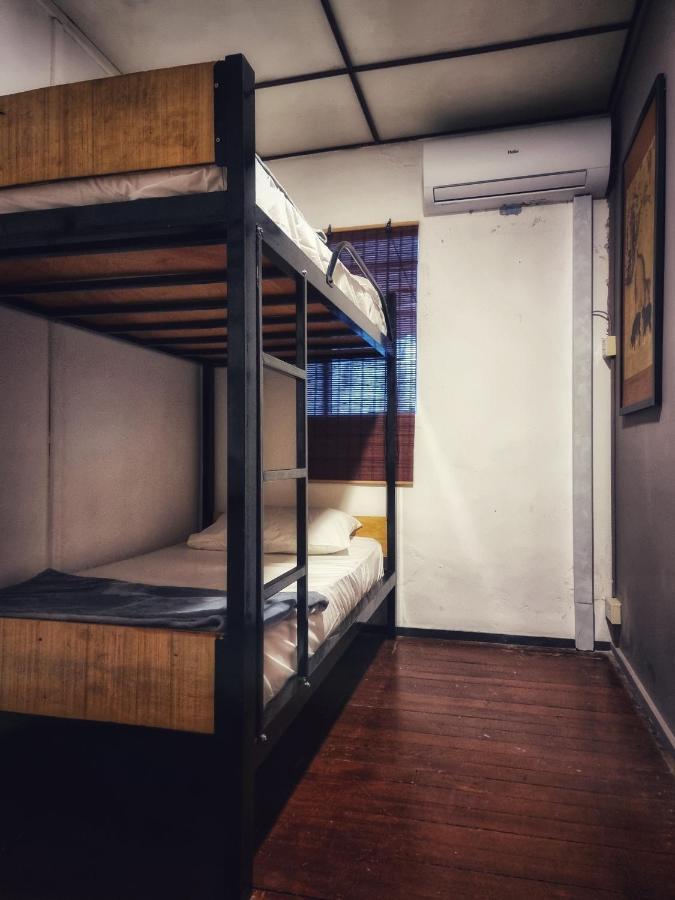 Treehouse Hostel كوشنج المظهر الخارجي الصورة